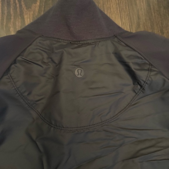 Lululemon Swept Along Jacket Black - Picture 8 of 8